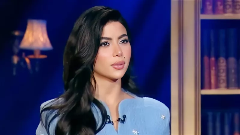 كارولين عزمي : روحت لدكتور نفسي بسبب قصة حب وعمري ما هرتبط بحد في الوسط الفني 