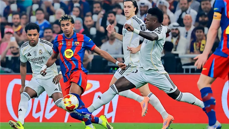 صراع ناري بين الريال وبرشلونة على جوهرة الأرجنتين