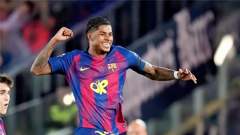  راشفورد : جيل برشلونة الحالي استثنائي وأتمنى الاستمرار معهم